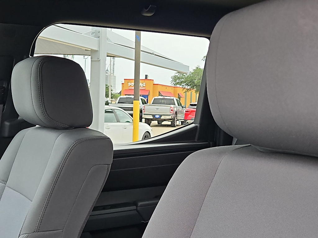 Thumbnail: 2025 Toyota Tundra - 9