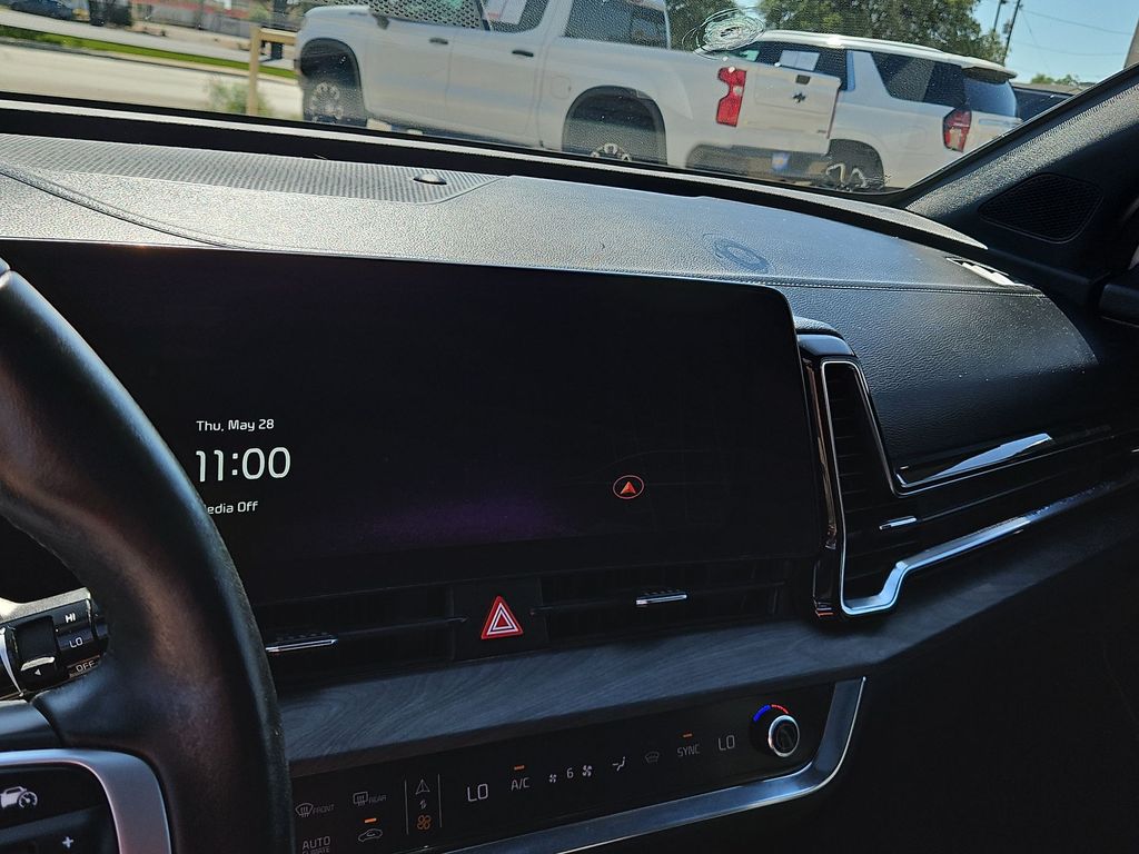 Thumbnail: 2023 Kia Sportage - 25