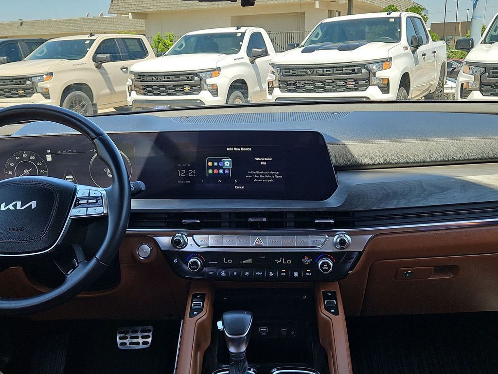 Thumbnail: 2023 Kia Telluride - 9