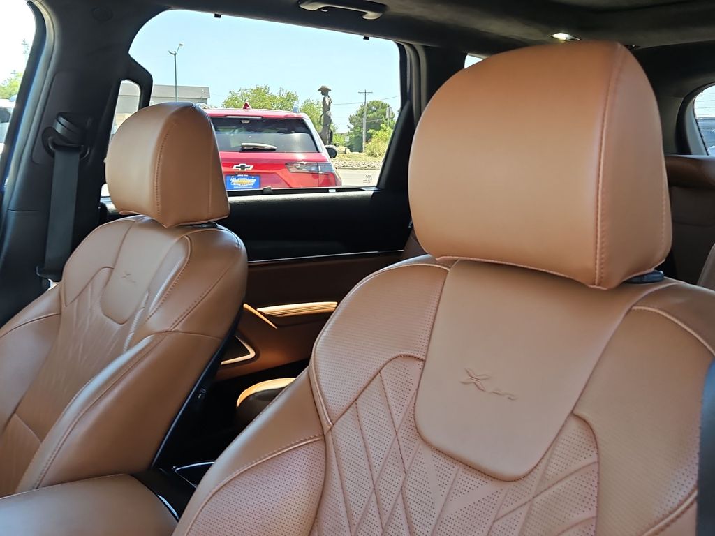Thumbnail: 2023 Kia Telluride - 10