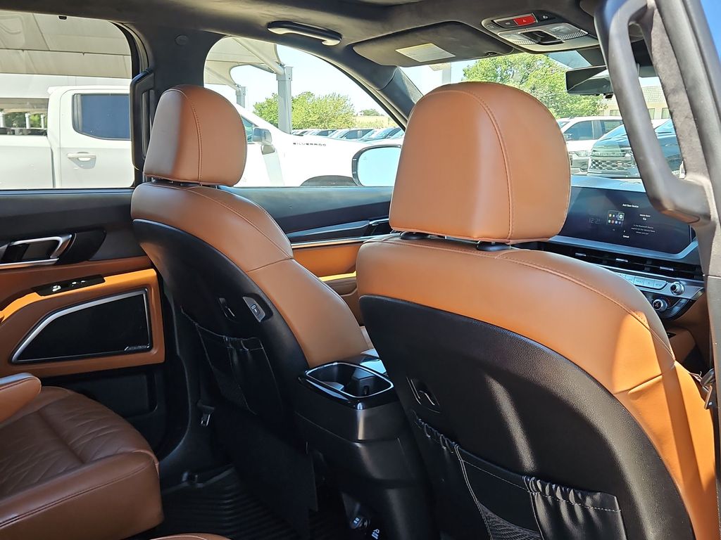 Thumbnail: 2023 Kia Telluride - 12