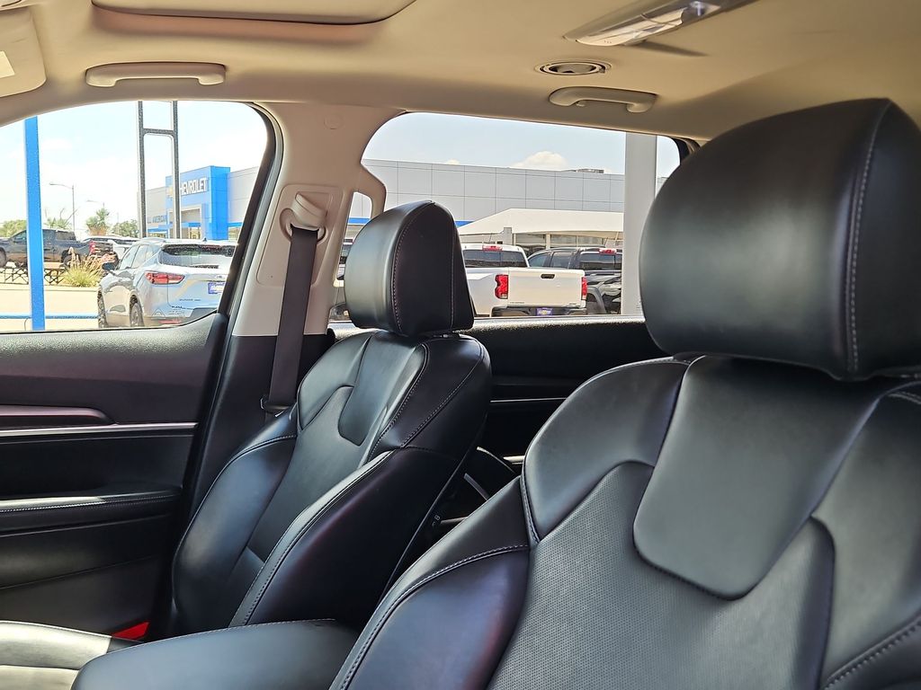 Thumbnail: 2024 Kia Telluride - 9
