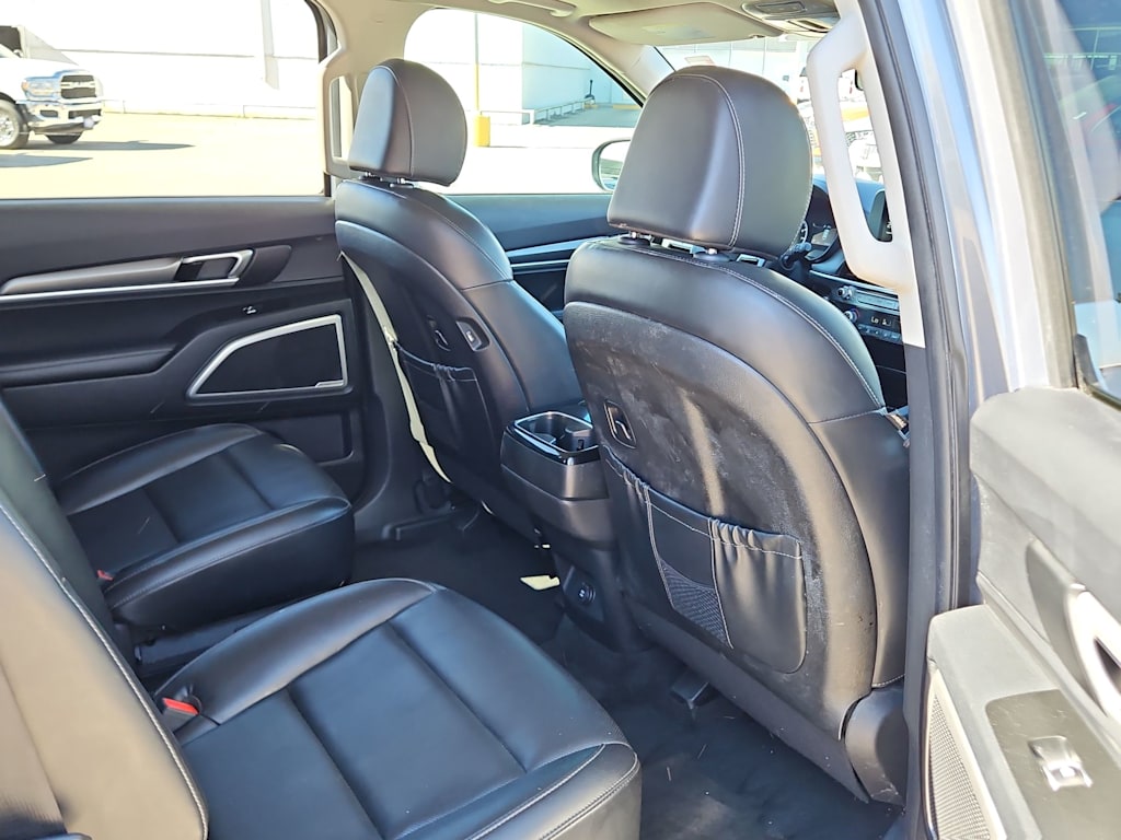 Thumbnail: 2022 Kia Telluride - 23