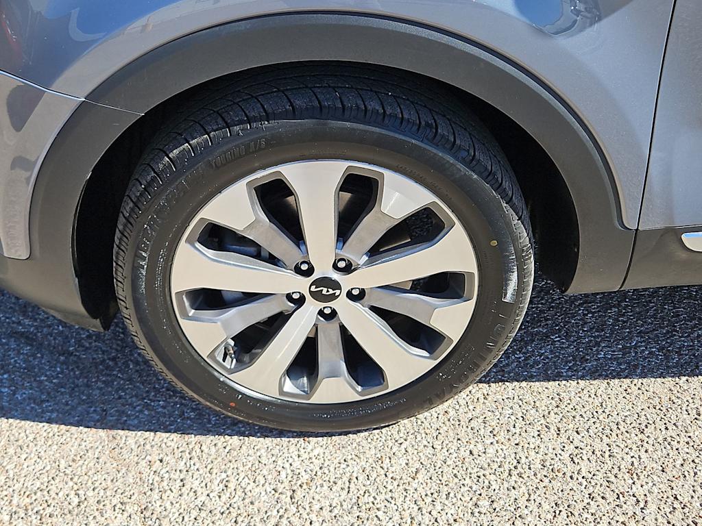 Thumbnail: 2022 Kia Telluride - 8