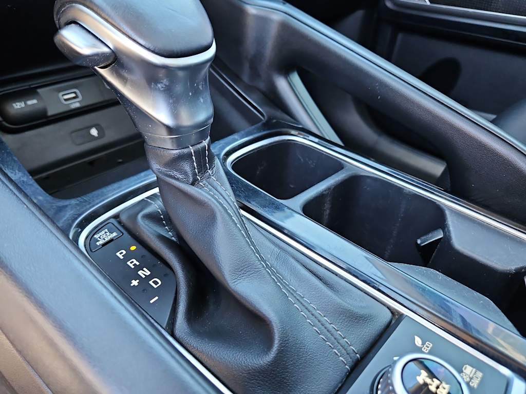 Thumbnail: 2022 Kia Telluride - 24