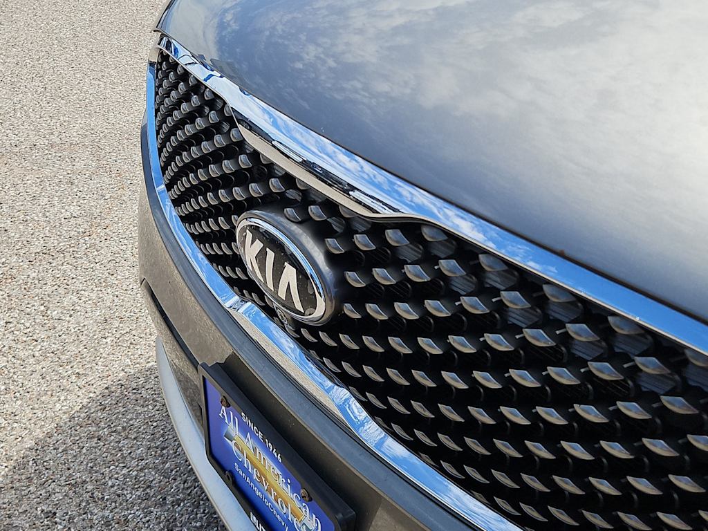 Thumbnail: 2016 Kia Sorento - 22