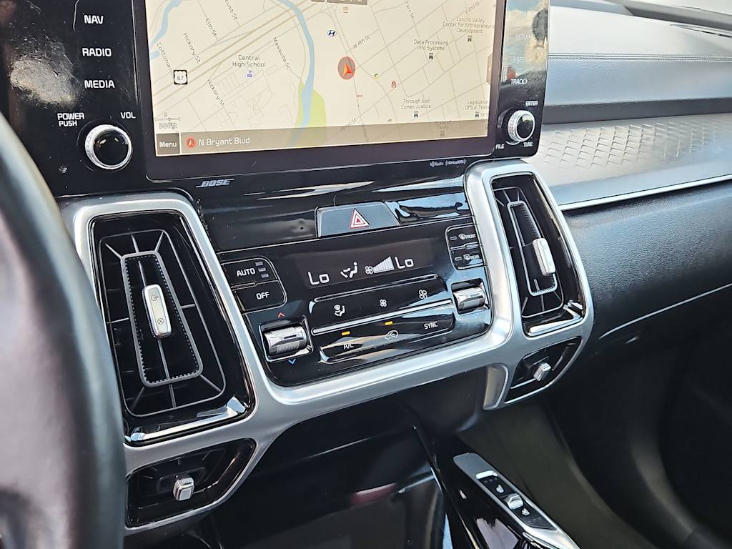 Thumbnail: 2022 Kia Sorento - 14