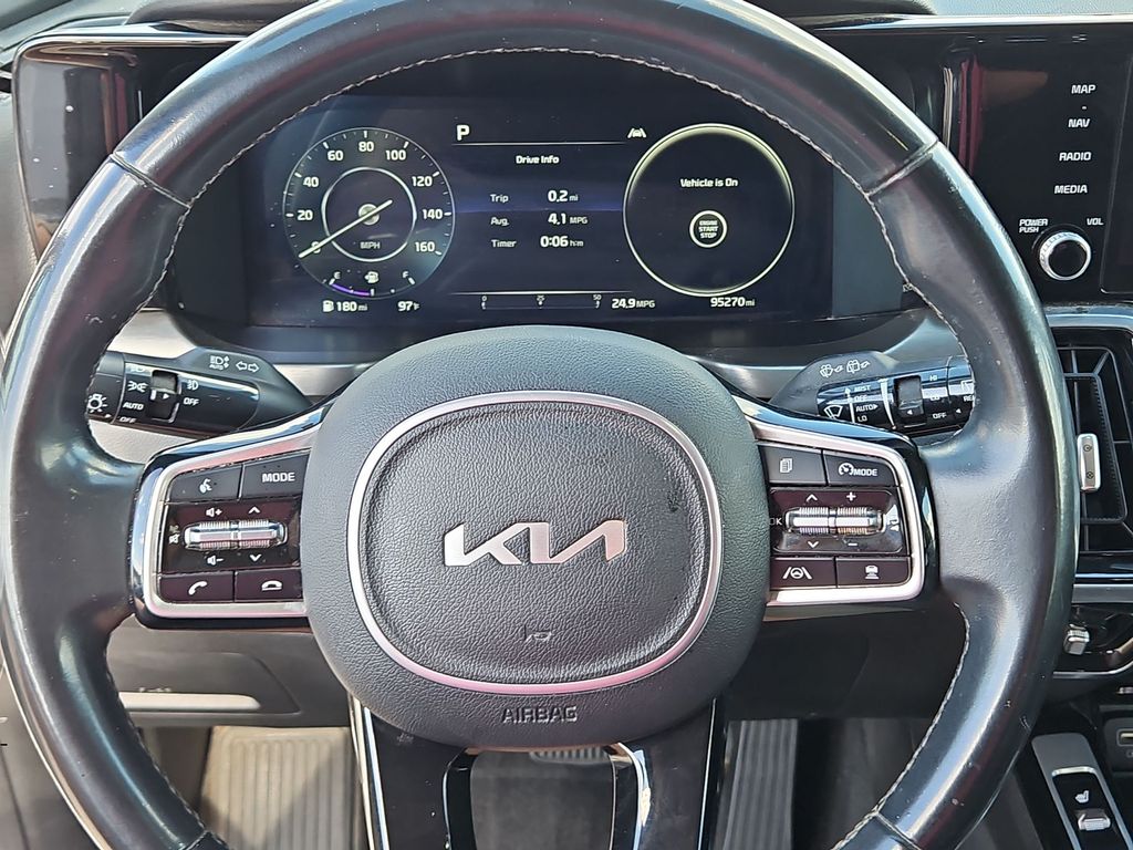 Thumbnail: 2023 Kia Sorento - 21
