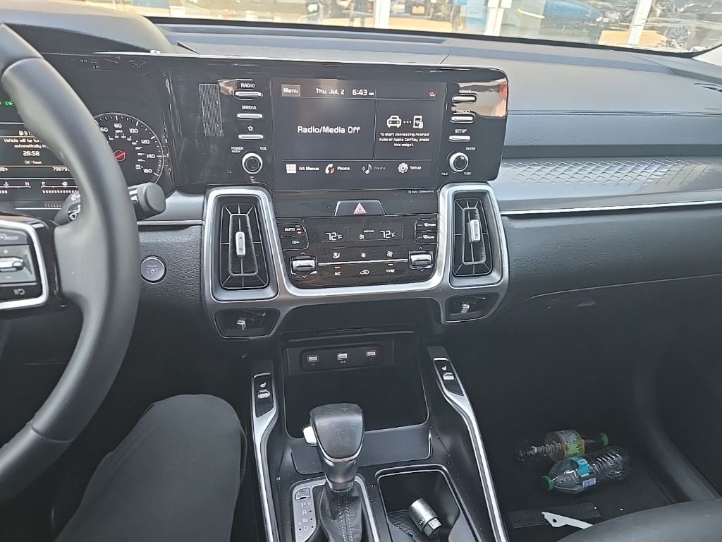 Thumbnail: 2021 Kia Sorento - 7