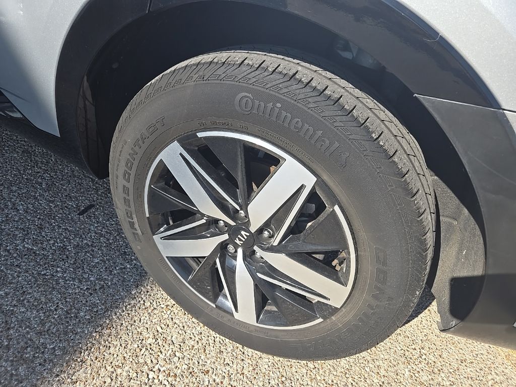Thumbnail: 2021 Kia Sorento - 4