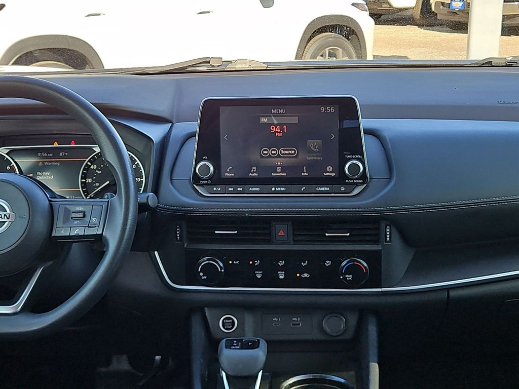 Thumbnail: 2021 Nissan Rogue - 11