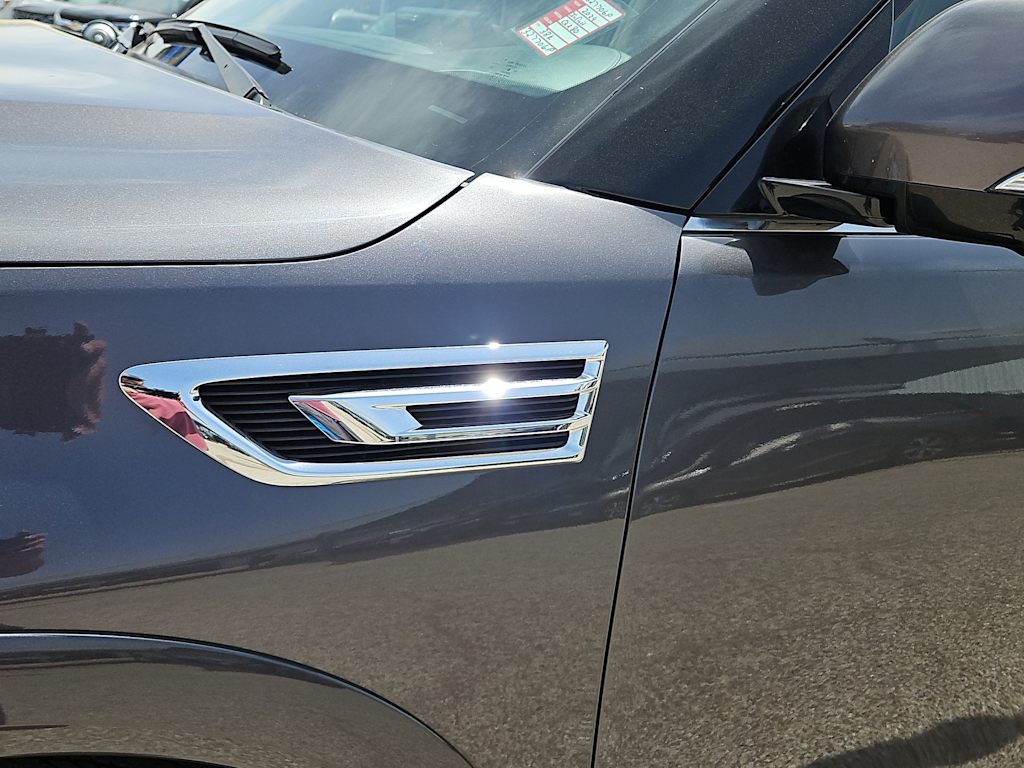 Thumbnail: 2024 INFINITI QX80 - 25