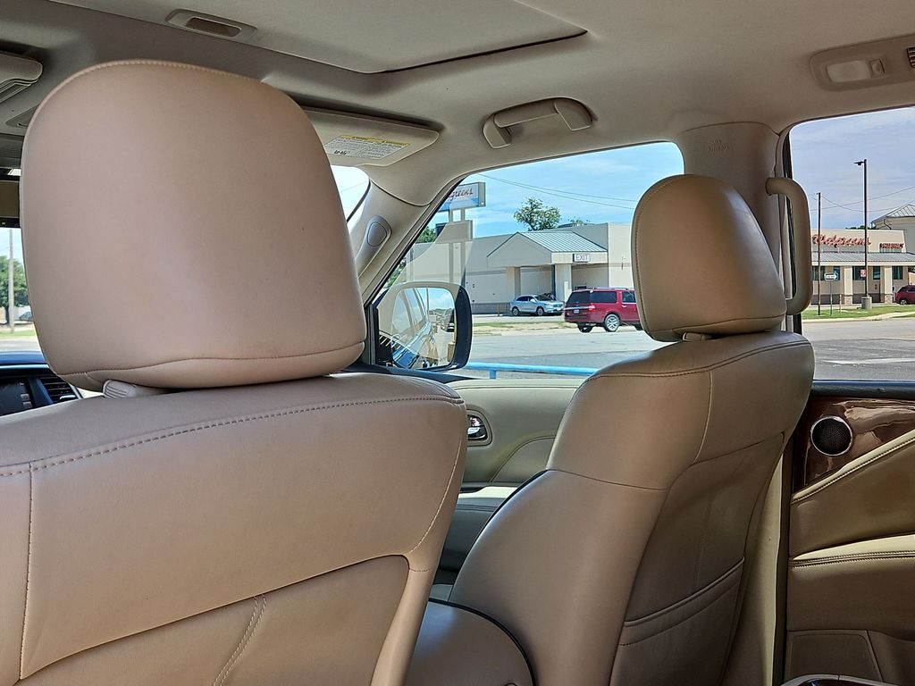 Thumbnail: 2018 INFINITI QX80 - 10