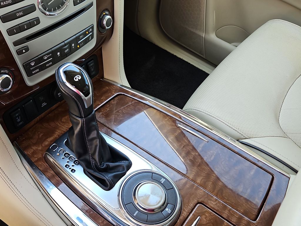 Thumbnail: 2018 INFINITI QX80 - 12