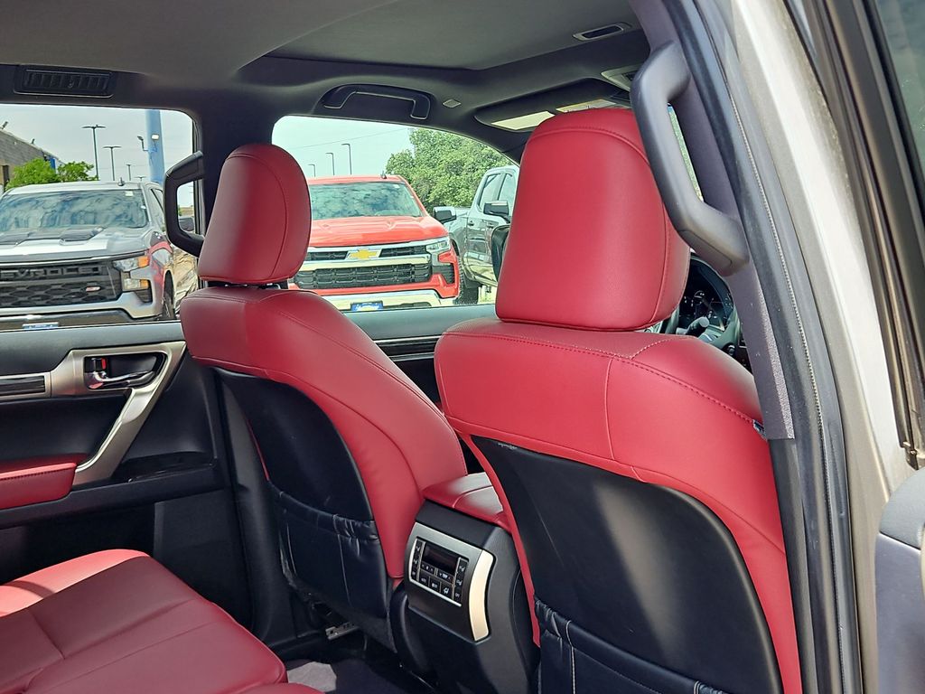Thumbnail: 2021 Lexus GX - 12