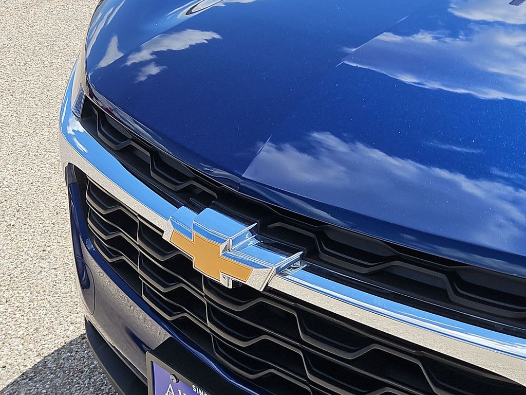 Thumbnail: 2024 Chevrolet Trax - 7
