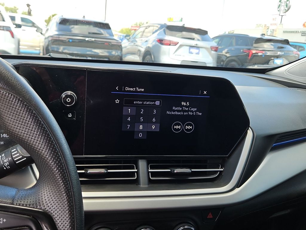 Thumbnail: 2024 Chevrolet Trax - 25