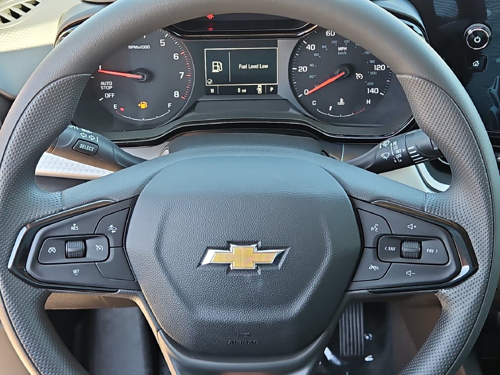 Thumbnail: 2026 Chevrolet Trax - 25