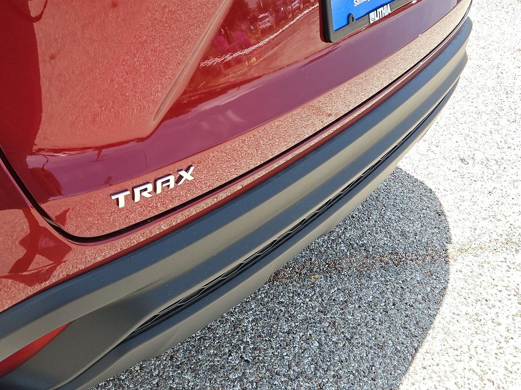 Thumbnail: 2025 Chevrolet Trax - 7