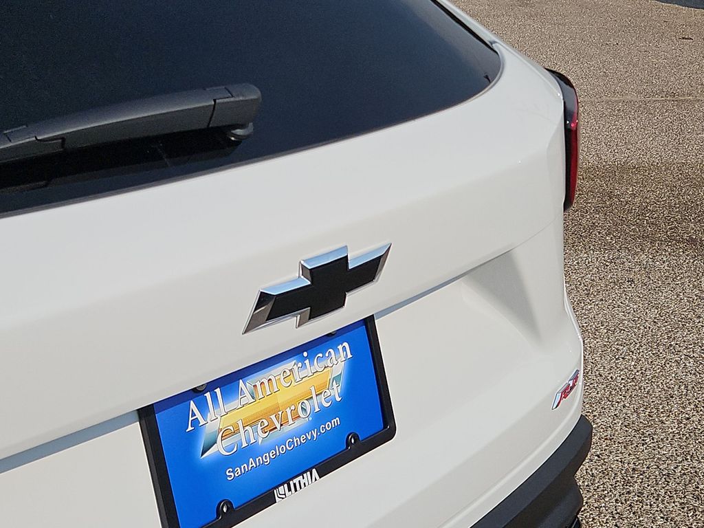 Thumbnail: 2026 Chevrolet Trax - 15