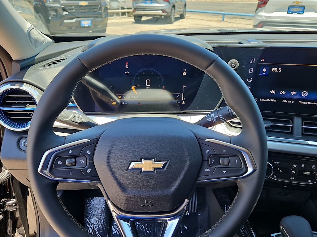 Thumbnail: 2025 Chevrolet Trax - 11
