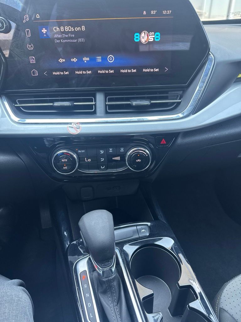 Thumbnail: 2025 Chevrolet Trax - 7