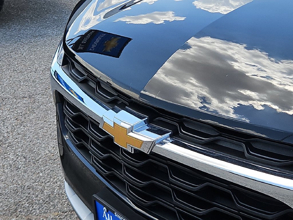 Thumbnail: 2025 Chevrolet Trax - 4