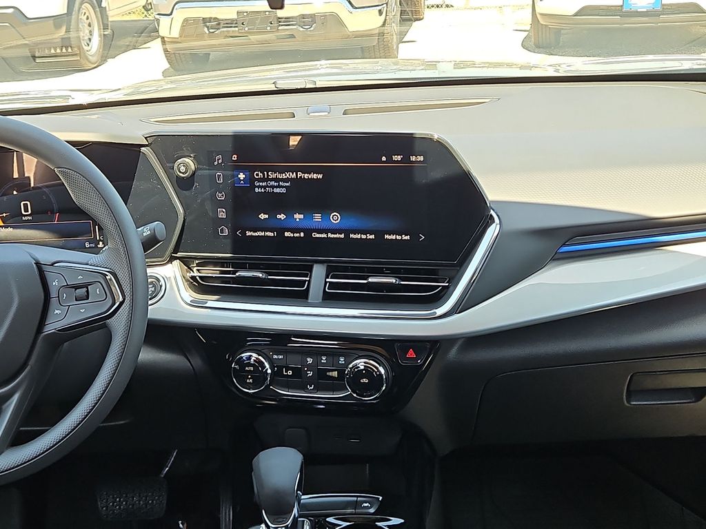 Thumbnail: 2026 Chevrolet Trax - 11