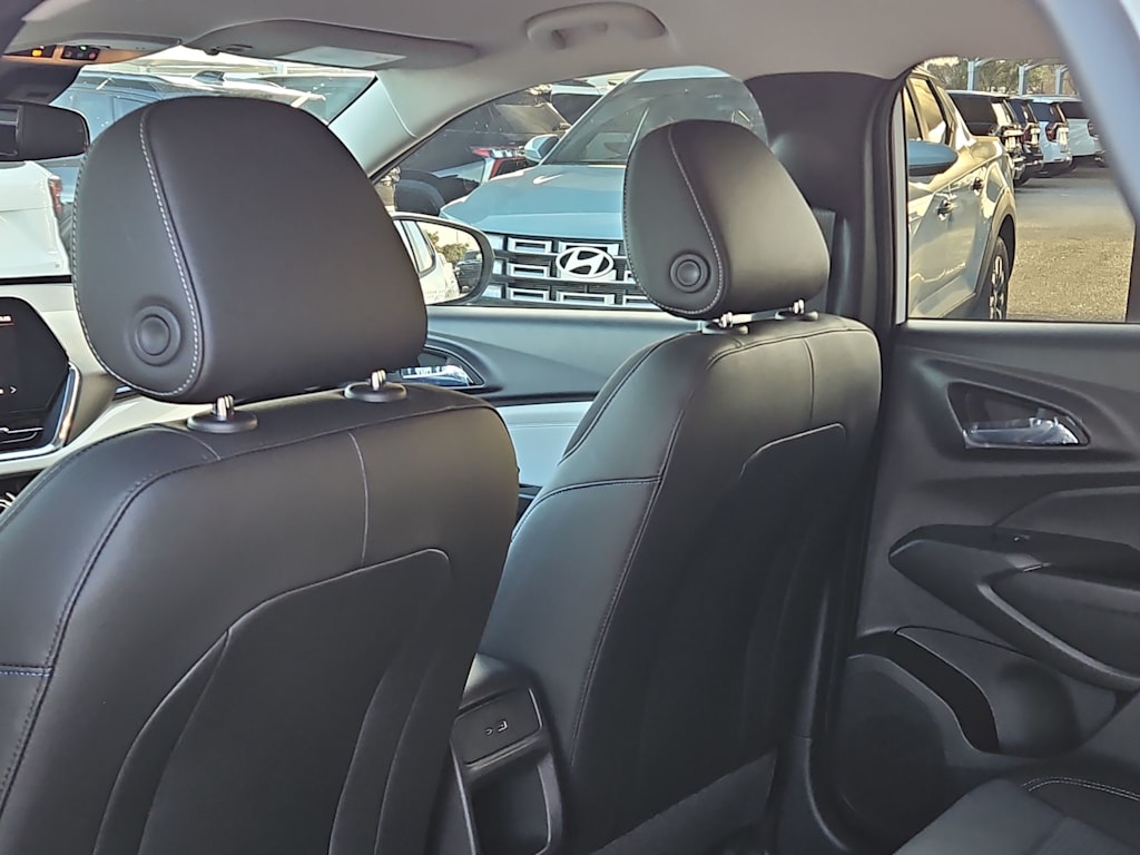 Thumbnail: 2026 Chevrolet Trax - 11