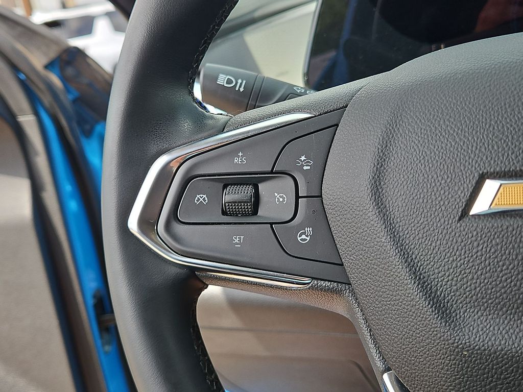 Thumbnail: 2025 Chevrolet Trax - 23