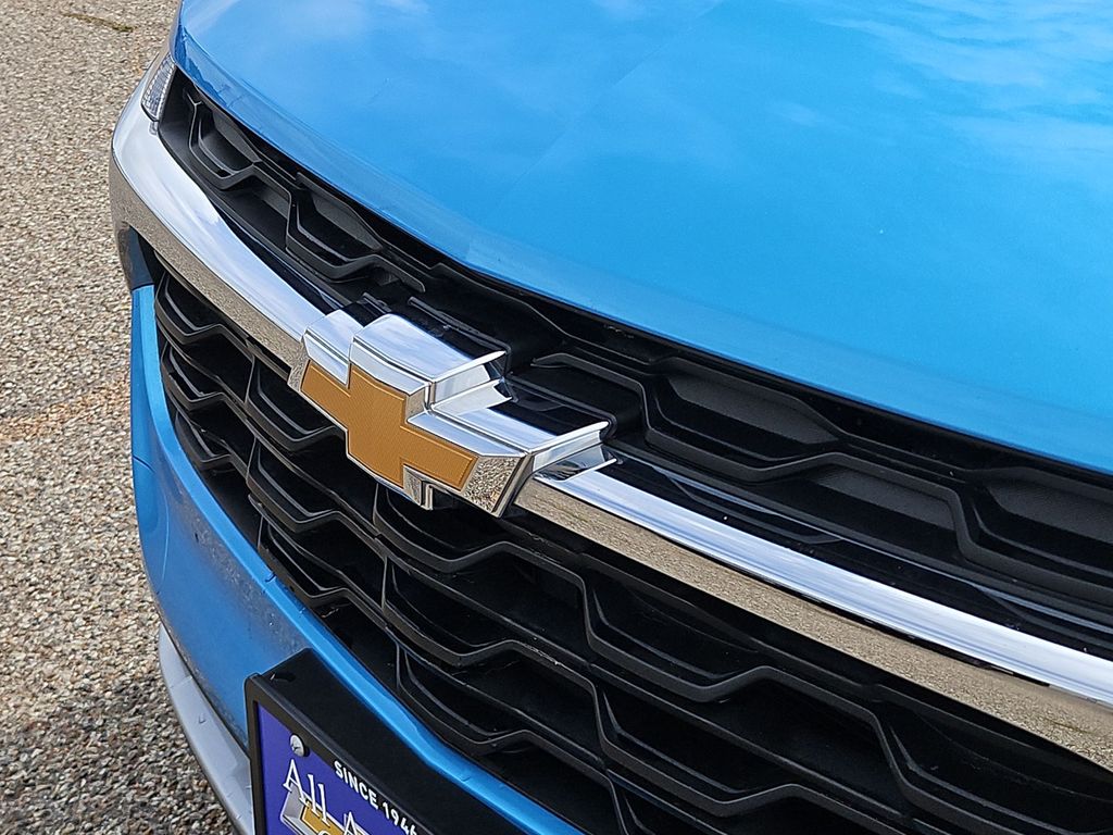 Thumbnail: 2025 Chevrolet Trax - 7