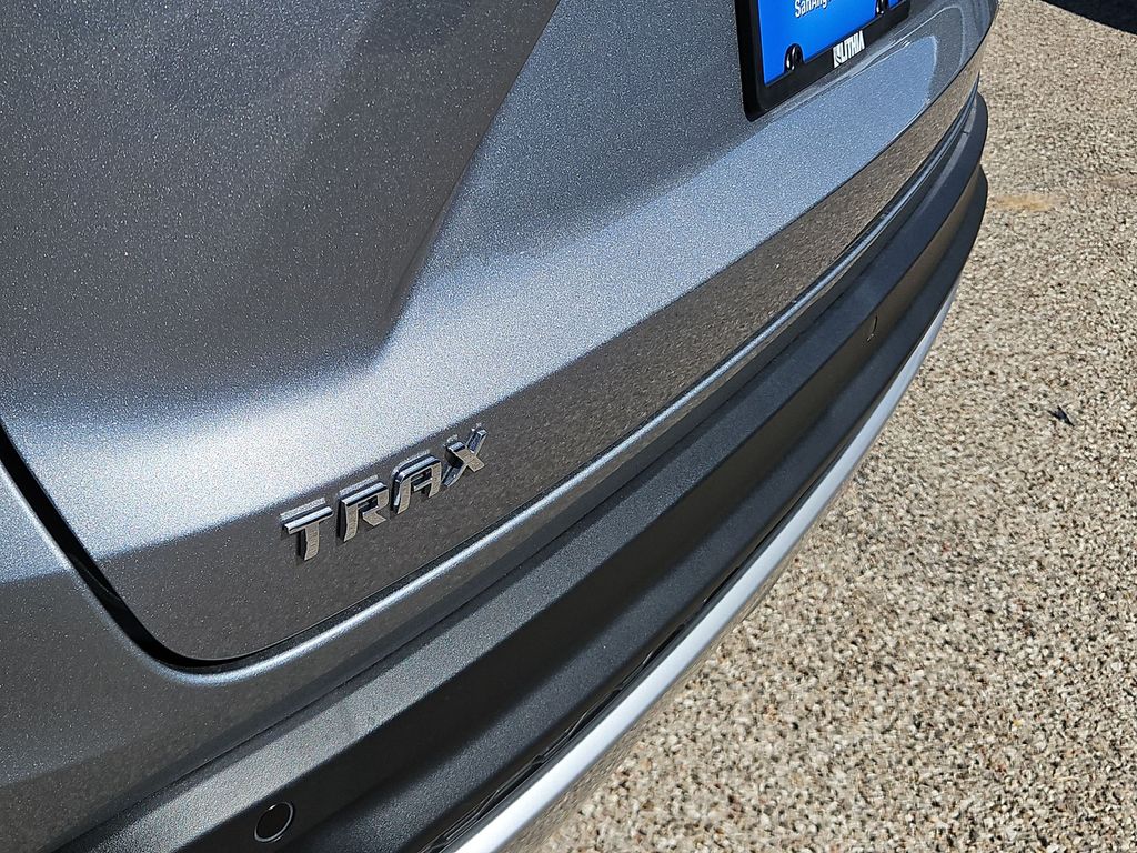 Thumbnail: 2026 Chevrolet Trax - 7