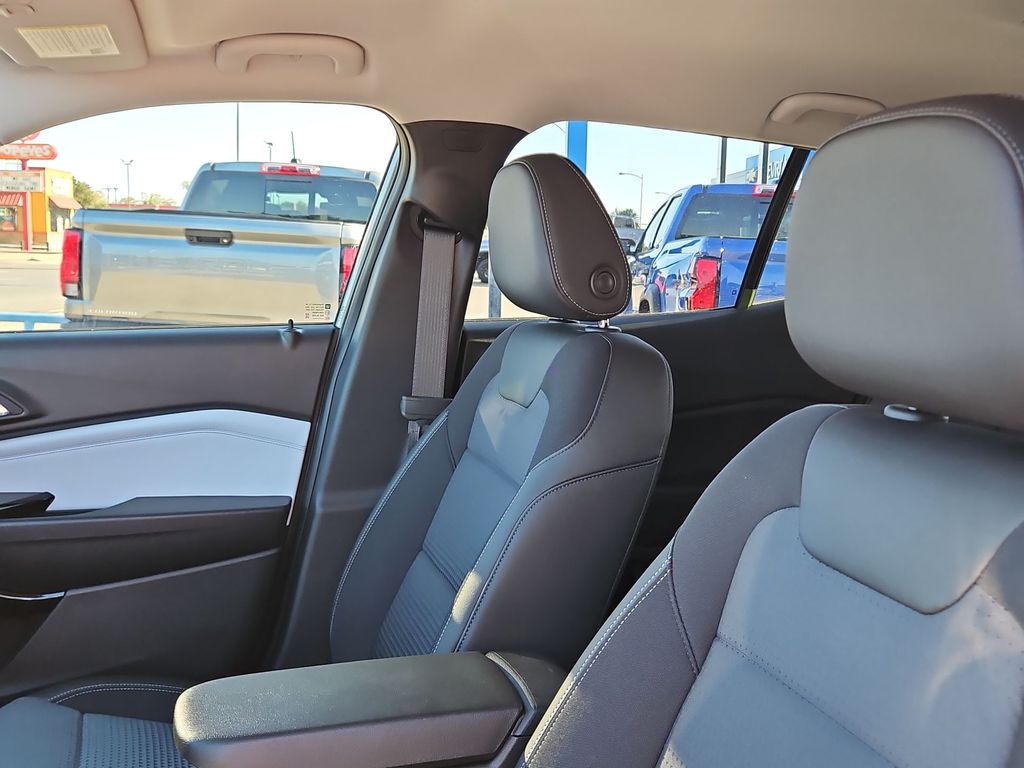 Thumbnail: 2026 Chevrolet Trax - 11