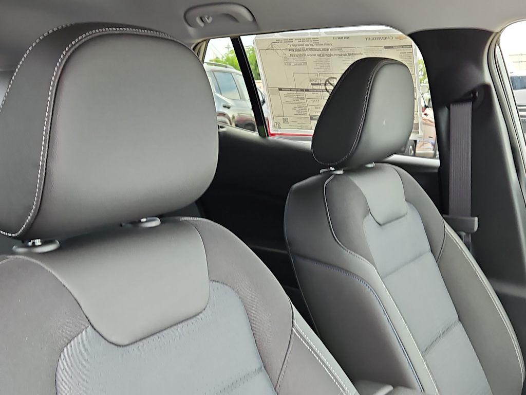 Thumbnail: 2026 Chevrolet Trax - 24