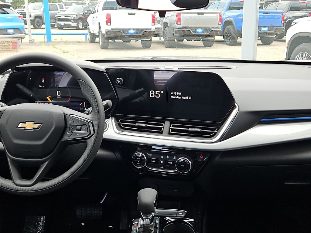 Thumbnail: 2026 Chevrolet Trax - 9