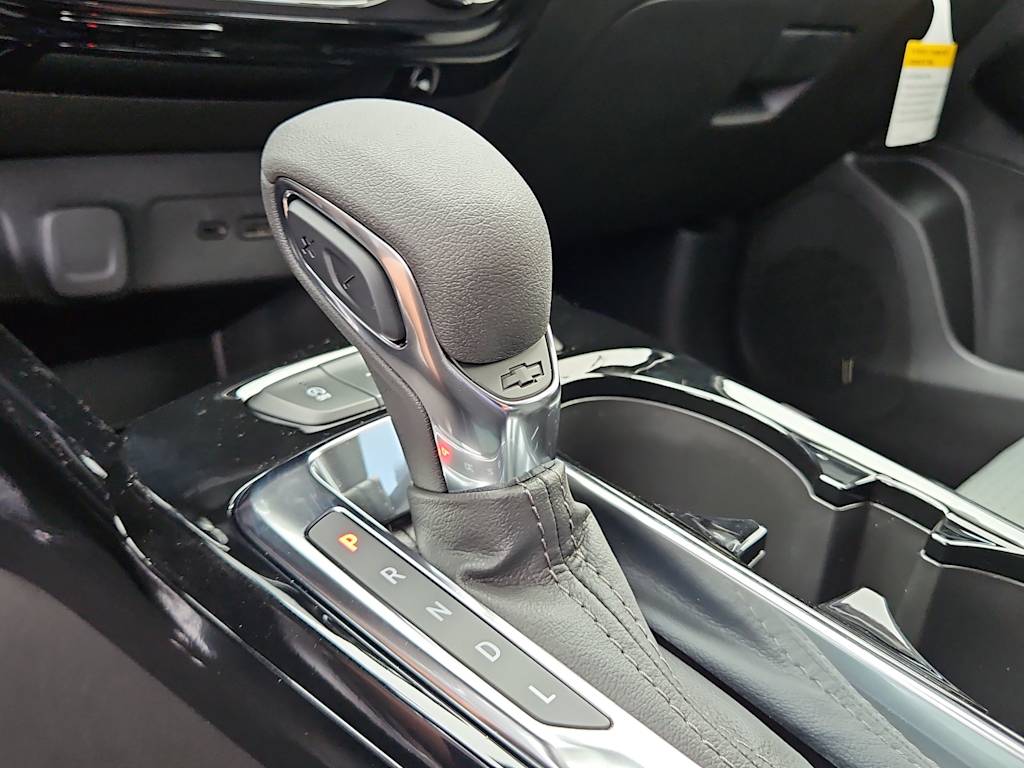 Thumbnail: 2026 Chevrolet Trax - 25