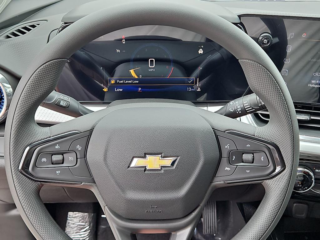 Thumbnail: 2026 Chevrolet Trax - 12