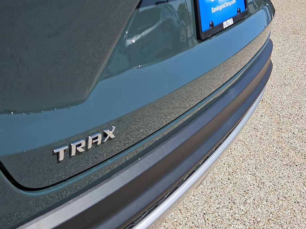 Thumbnail: 2026 Chevrolet Trax - 7