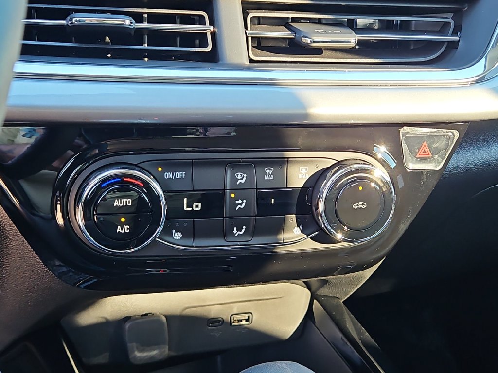 Thumbnail: 2026 Chevrolet Trax - 24