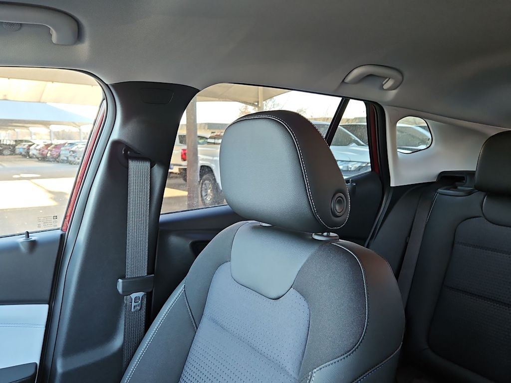 Thumbnail: 2025 Chevrolet Trax - 10