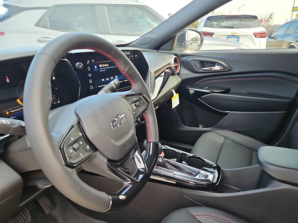 Thumbnail: 2026 Chevrolet Trax - 2