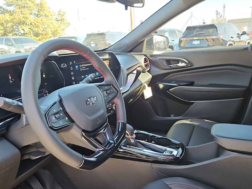 Thumbnail: 2026 Chevrolet Trax - 2