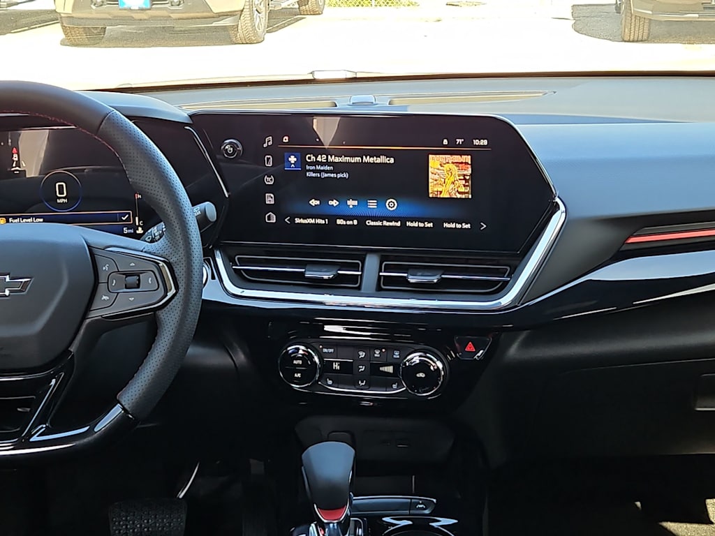 Thumbnail: 2026 Chevrolet Trax - 9