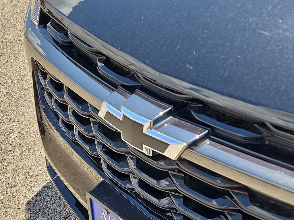 Thumbnail: 2025 Chevrolet Trax - 23