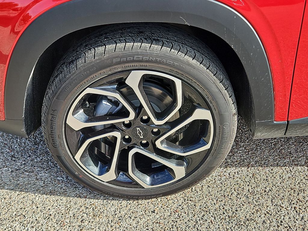 Thumbnail: 2026 Chevrolet Trax - 8