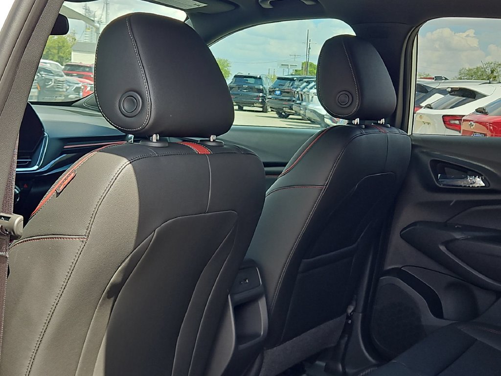 Thumbnail: 2026 Chevrolet Trax - 11