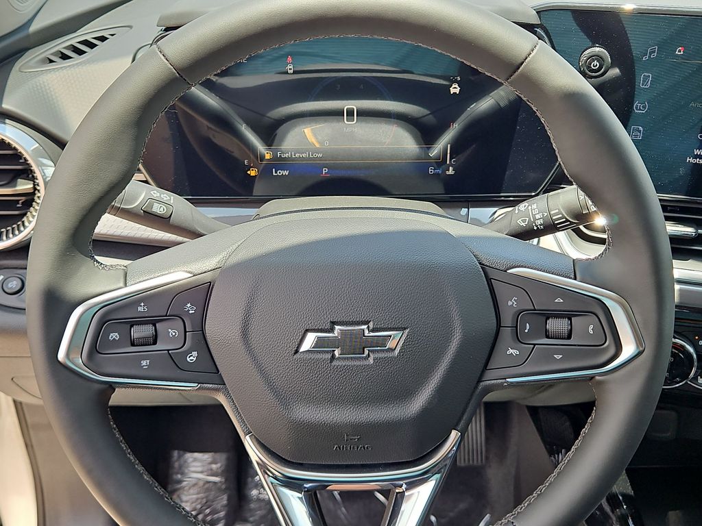 Thumbnail: 2026 Chevrolet Trax - 24