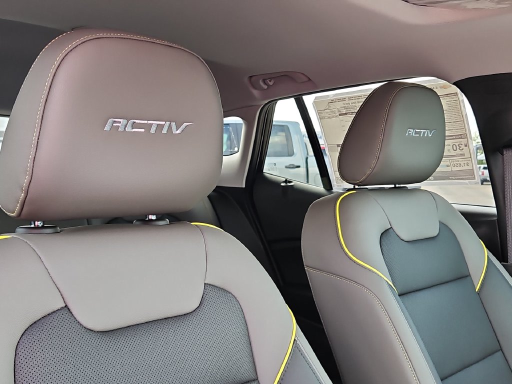 Thumbnail: 2026 Chevrolet Trax - 10
