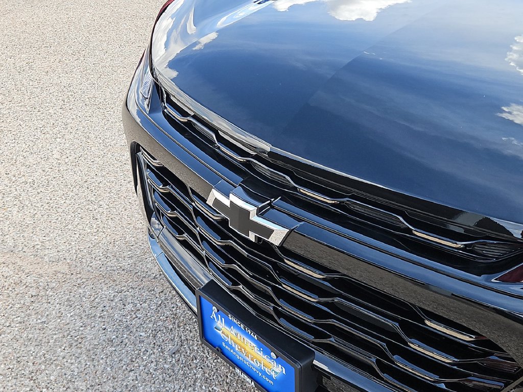 Thumbnail: 2026 Chevrolet Trax - 18