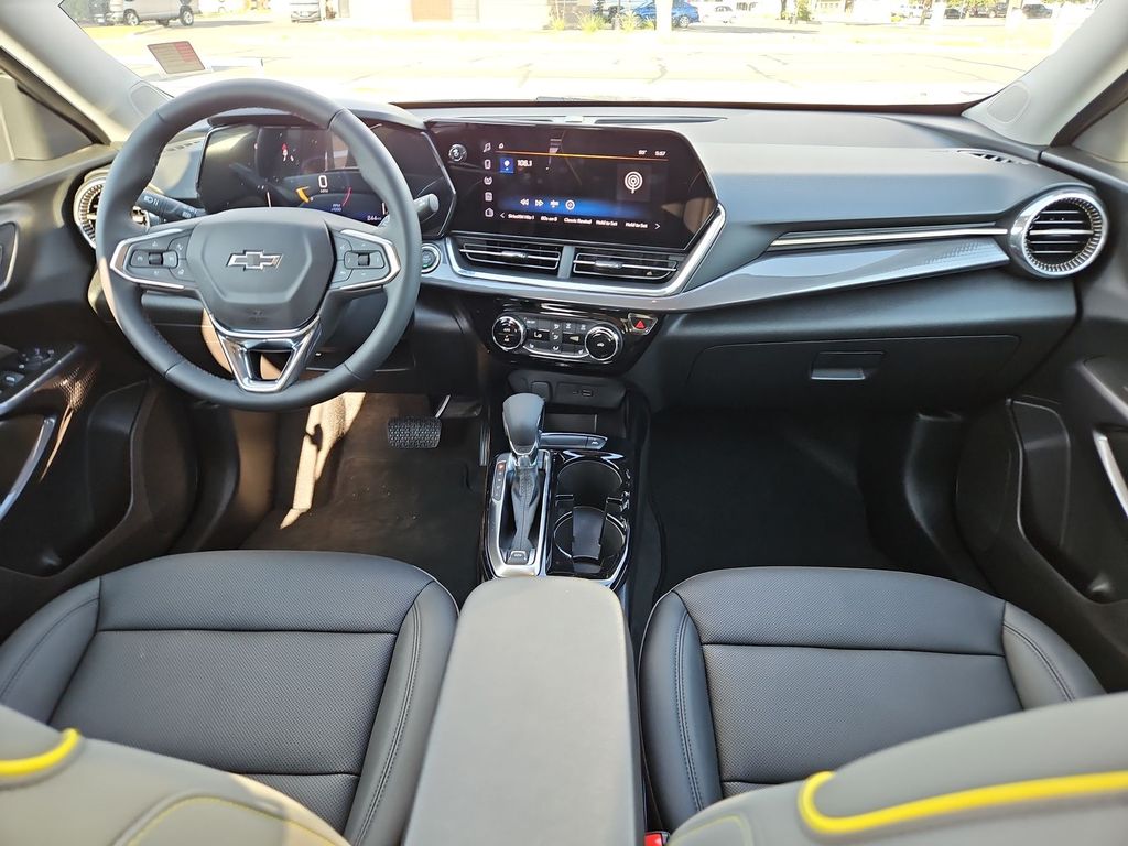 Thumbnail: 2025 Chevrolet Trax - 9